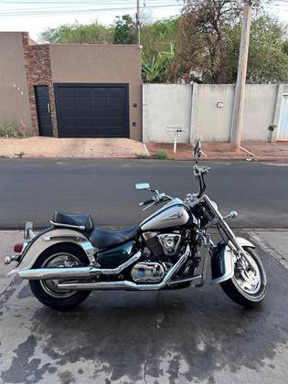 SUZUKI LC 1500 INTRUDER SUZUKI LC 1500 INTRUDER